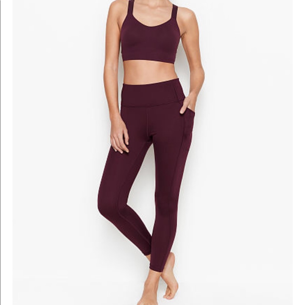 Victoria’s Secret Essential Leggings